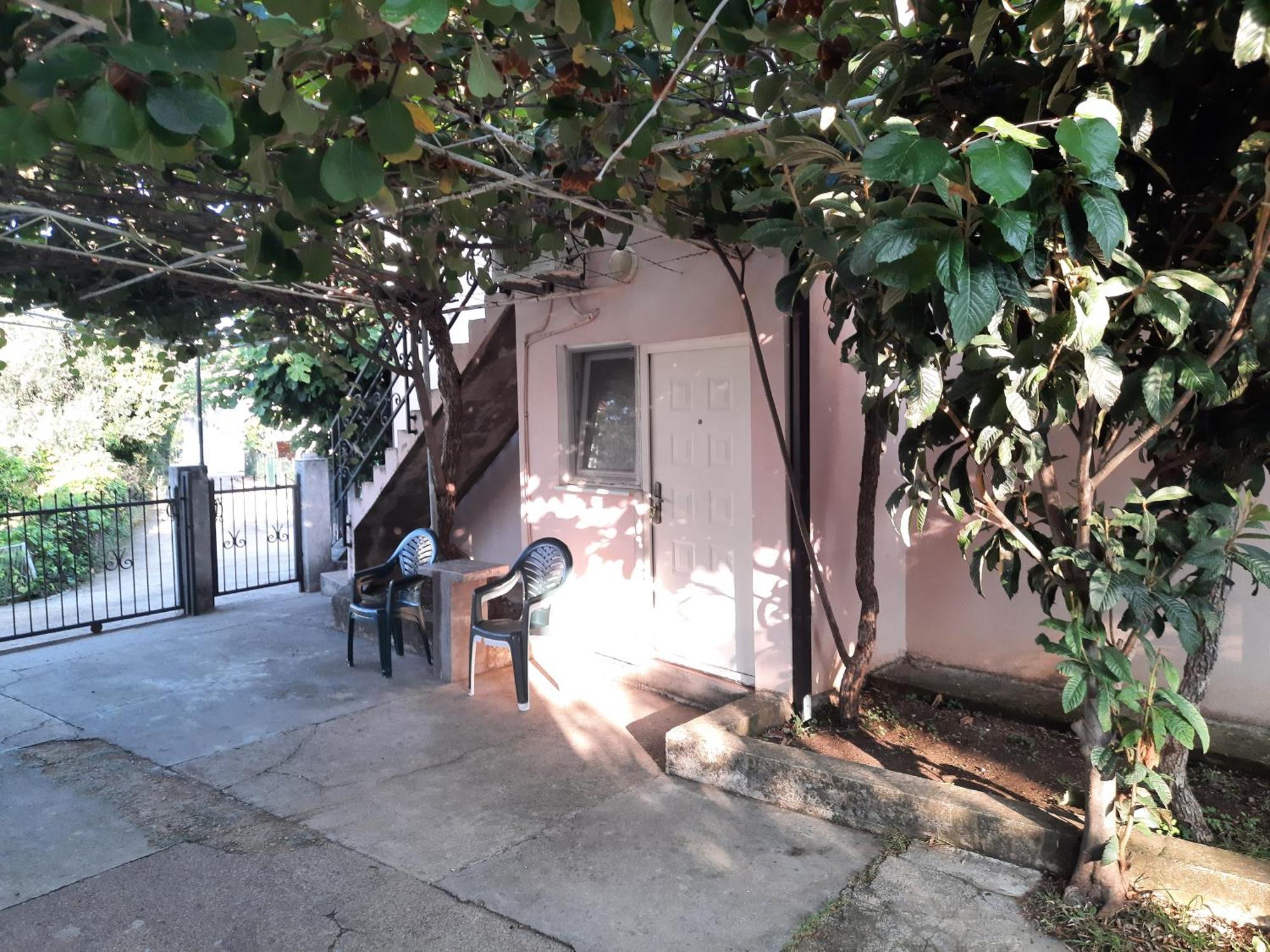 Apartmani Na Moru บาร์ ภายนอก รูปภาพ